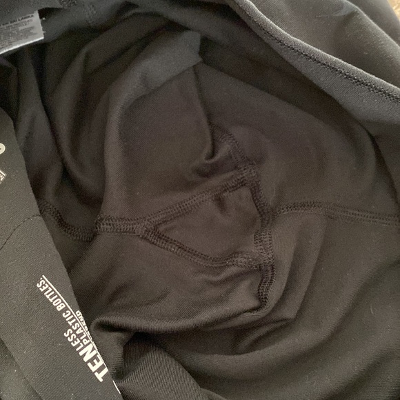 Nike Dri Fit Black Active Capri Crop Leggings Tights Medium - Picture 13 of 13